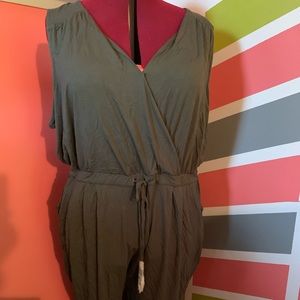 Reitman’s jumper / romper women’s 3X